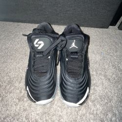 Luka 3 "Speedway" Basketball Shoes