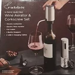 Wine Aerator Corkscrew Set