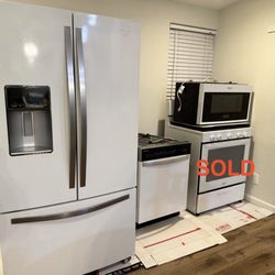 Whirlpool Appliances 3 Pieces