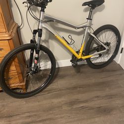 Giant Yukon Mountain Bike. Slick Tires. 24 Speed. 18 Inch Frame. With Disc Brakes. Really Good Shape. $150