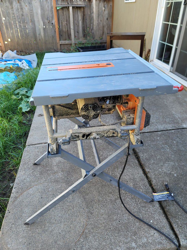 Ridgid Table Saw 10 Inches With Stand 