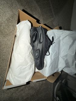 Nike Noctas size 12