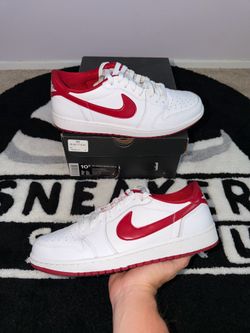 Air Jordan 1 Retro OG Low Varsity Red (Size 10.5)