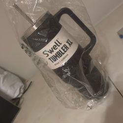 S’Well 40oz XL Tumbler [NEW] $20 OBO 