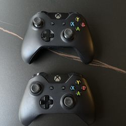 2  x-box one controllers 