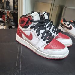 Jordan 1 Retro OG Heritage