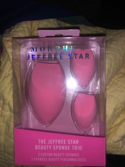 Jeffree Star beauty sponge duo