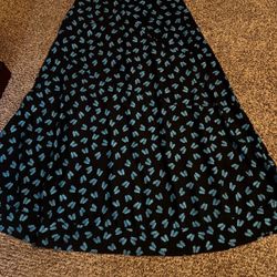 Cute ladies Maxi skirt size M