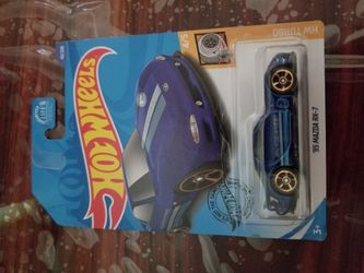 #hotwheels 95' Mazda rx-7 01'Acura integra gsr