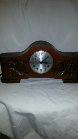 Sessions Manta Clock Electric