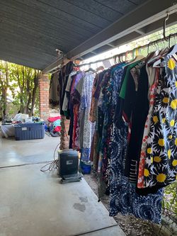 Yard sale  oct 23-25  8-5. Friday Saturday new stuff added