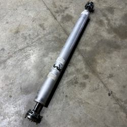 Dss Hellcat Charger  Driveshaft 