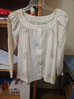Jamie Originals Cream Colored L/S Button Up Shirt Size 10 Vintage