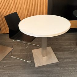 High quality round table