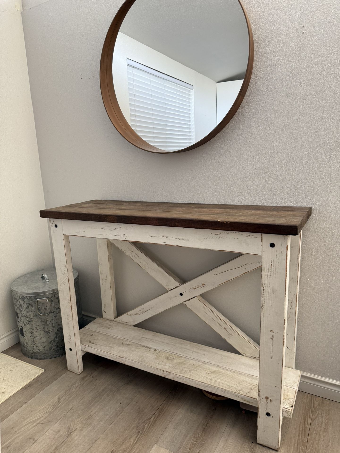 Farmhouse Entry Way Console Table