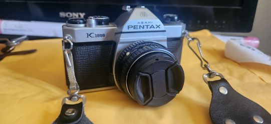 Pentax k1000 with extra lens