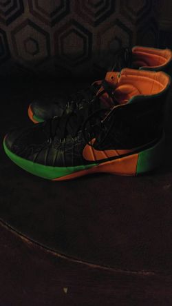 NIKE HYPERDUNK 2015