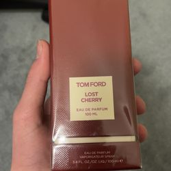 (BEST OFFER) Tom ford lost cherry 100ml