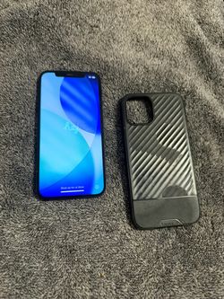 Apple IPhone 12 unlocked 64 GB