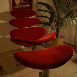 Vintage Red EJ5 Corona Chair by Poul Volther & footrest