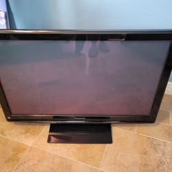 2010 Panasonic Plasma HDTV 42"