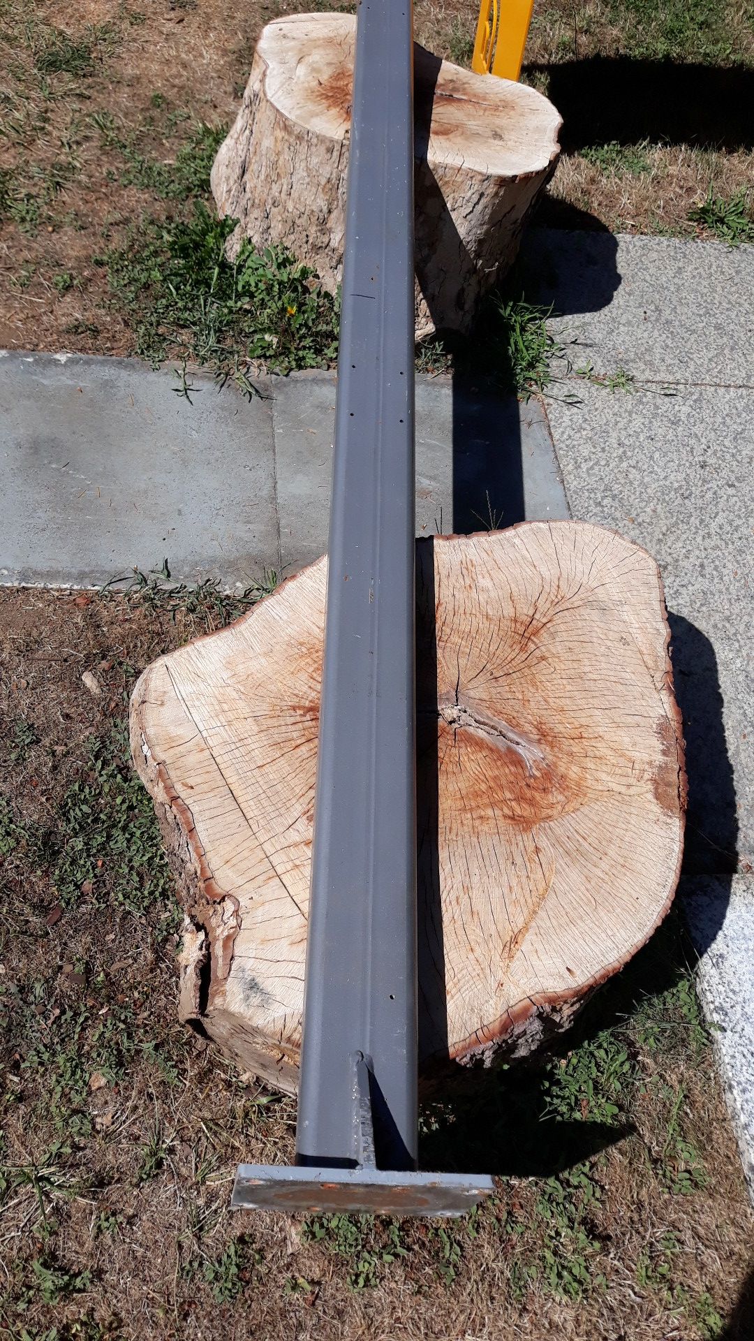 Commercial post 2x 4 x 85. Then posts.