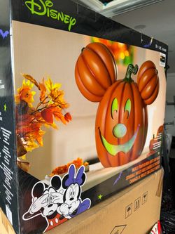 Mickey Mouse Halloween Pumpkin