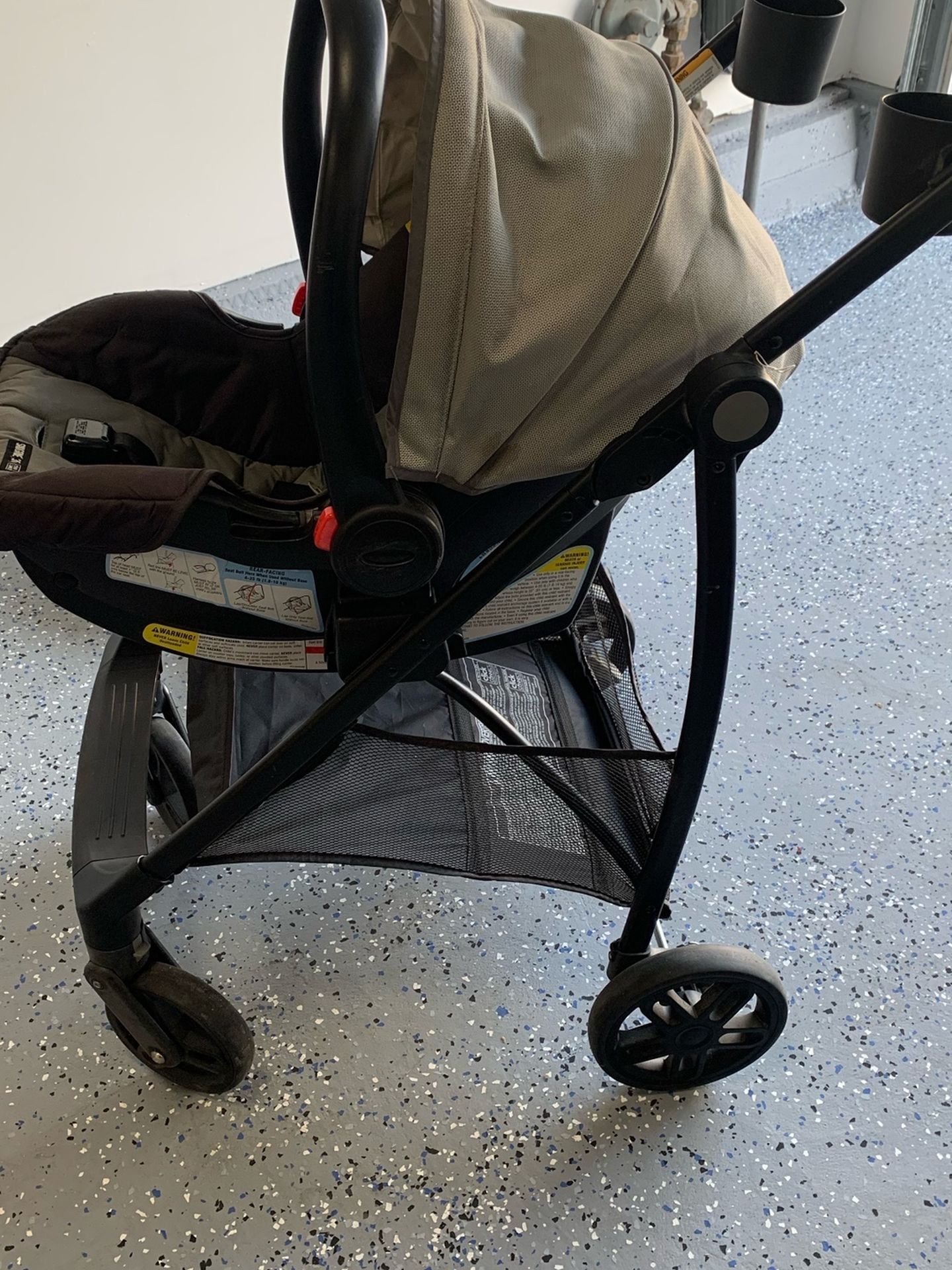 Graco Stroller/car seat