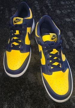 Nike Dunk Low Michigan 2021 Size 7Y (Womens 8.5 / Mens 7) Yellow Navy