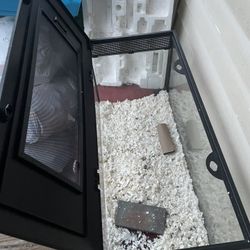 40 Gallon Reptile Tank 