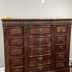 Dresser Vintage Solid Wood 