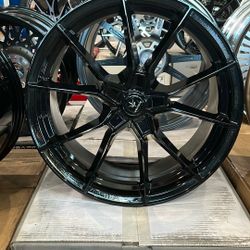 VERDE V18 SIZE 18x8.5 OFFSET: +38 GLOSS BLACK