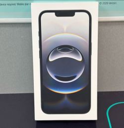 2 IPHONE 16E & TABLET $300