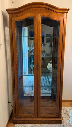 Curio Cabinets - Mfg: Jasper Cabinets
