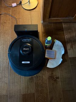 Shark 2-in-1 Matrix Clean Robot Vacuum