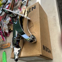 MOEN Chrome Sink Faucet