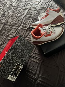 Retro Jordan 4s