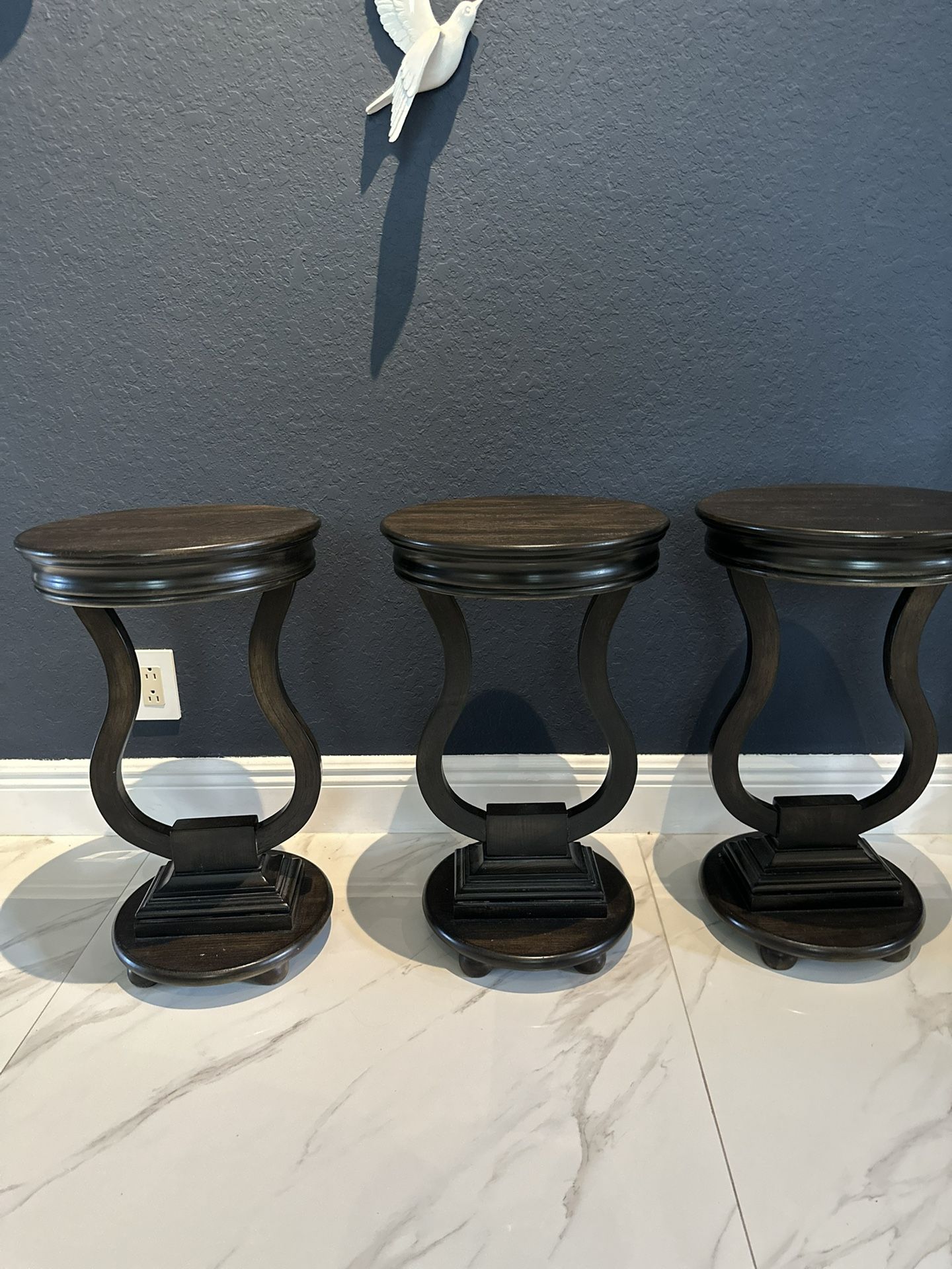 3 Bar Stools