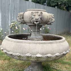 Outdoor Lion Water Fountain