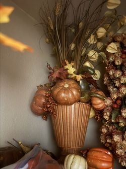 Thanksgiving Decor 