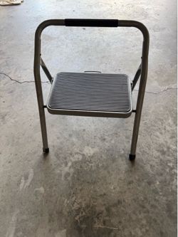 Easyreach By Gorilla Ladders 1-Step Steel Step Stool Ladder  $20