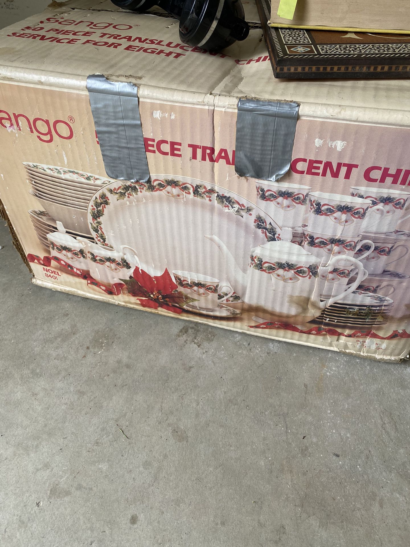 Vintage Sango Christmas Noel 8401 (50 Piece) Translucent China Service For 8. Gold Rimmed.