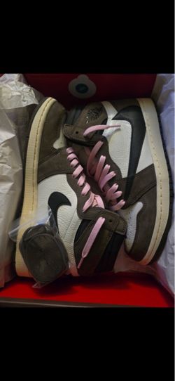 Jordan 1 Travis Scott sz10