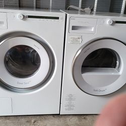 Askso Washer And Dryer 