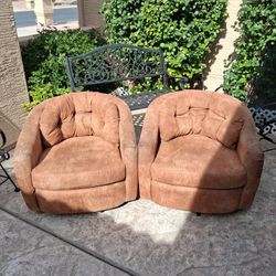 Swivel Barrel Chair Set