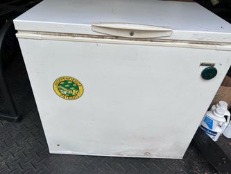 Chest freezer