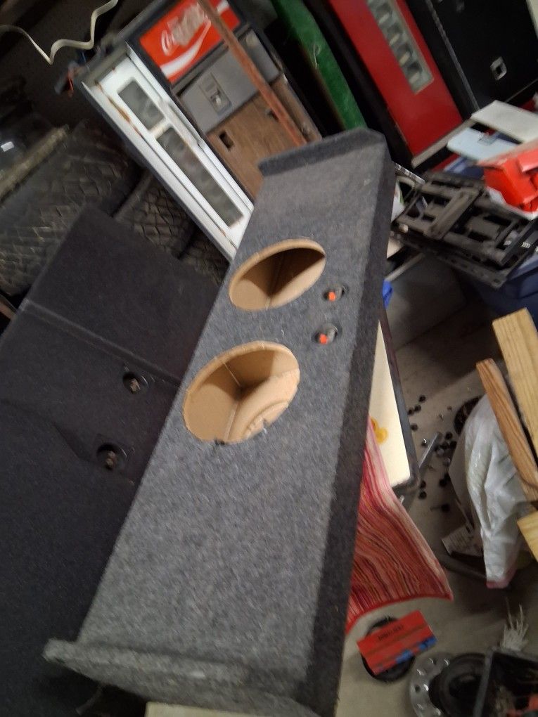 Speaker Box