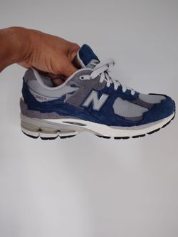" New Balance "