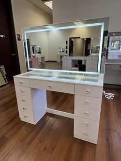 Bluetooth Vanity Set $350