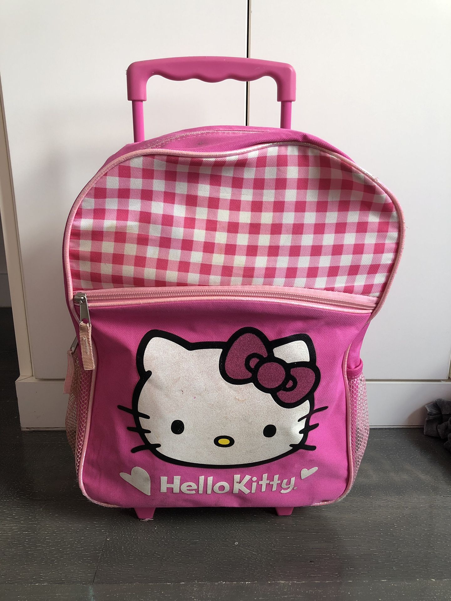 Hello Kitty backpack with wheels